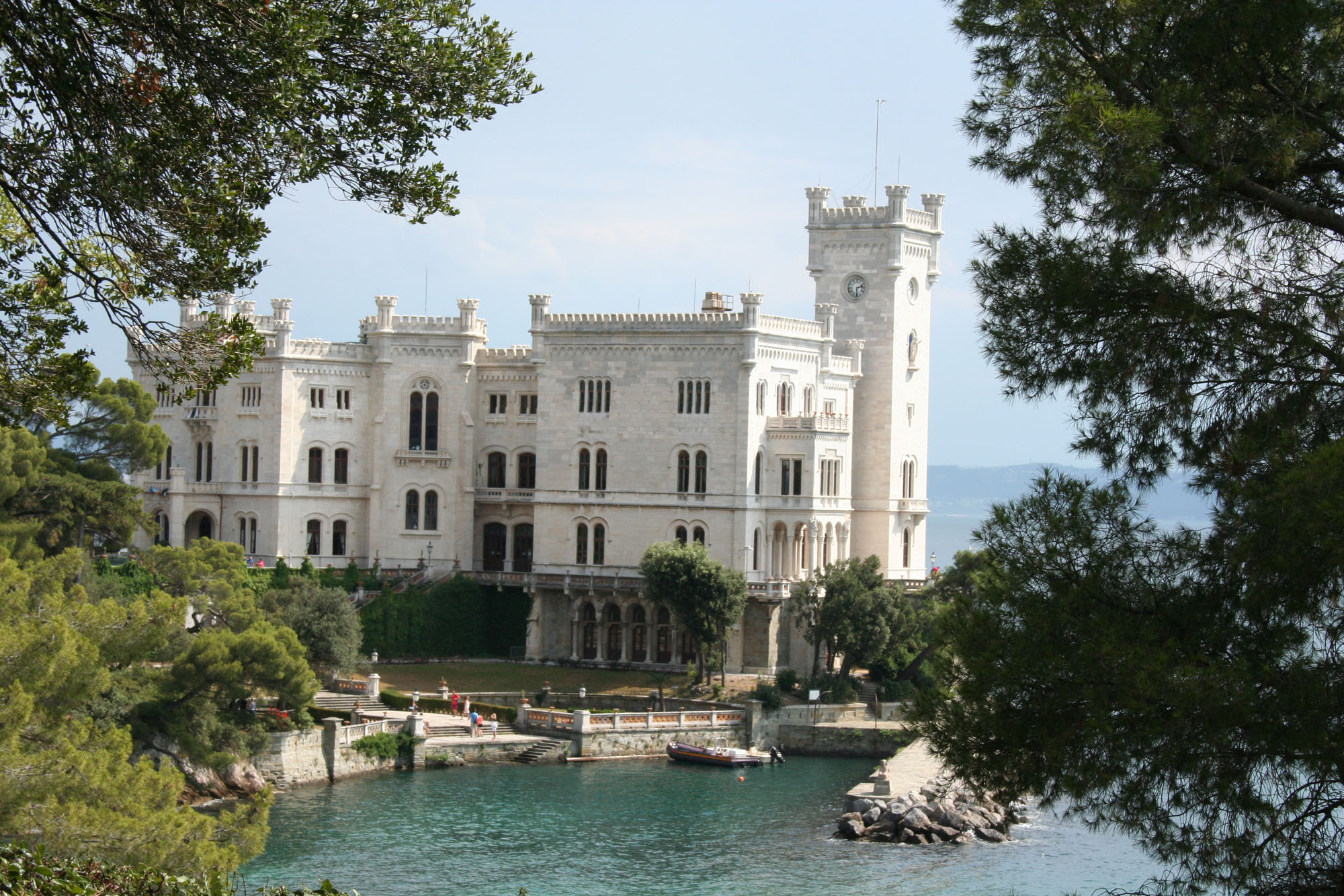 Miramare all'improvviso © Flavio Fiamin