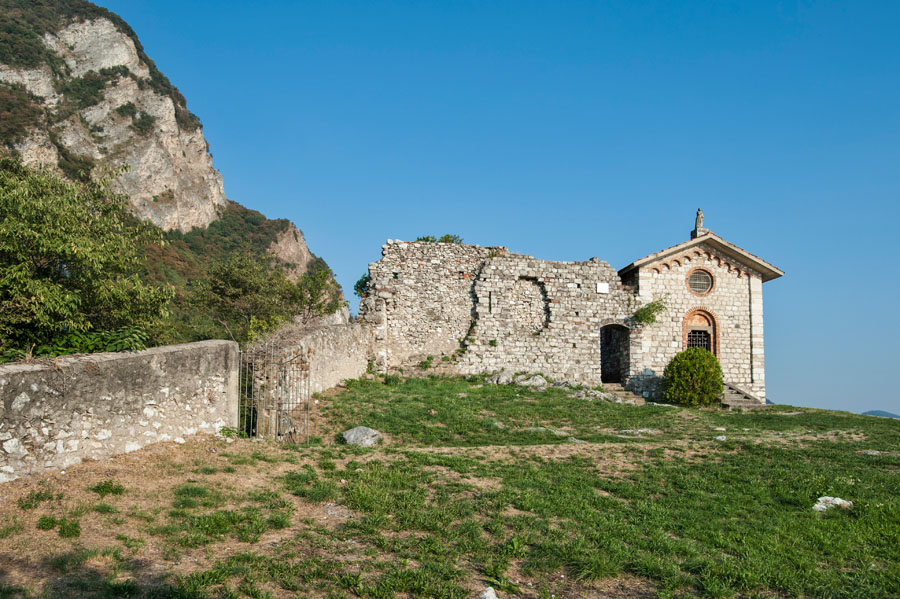 Castello dell'Innominato © Giulia Castelli e Mario Verin