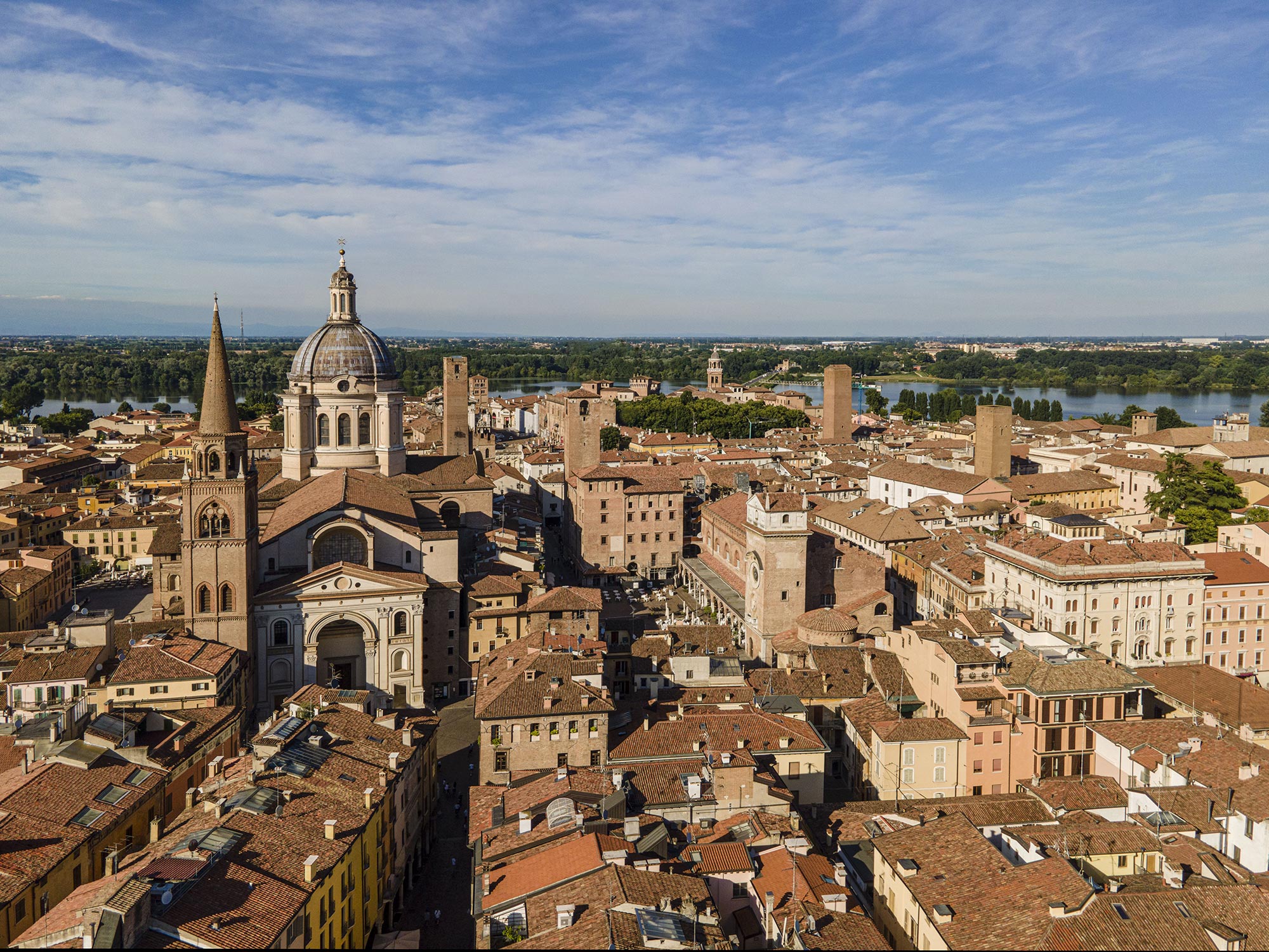 Mantova Veduta di Mantova dall'alto Si ringrazia il Comune di Mantova per la foto gentilmente concessa. © Comune di Mantova, Musei Civici