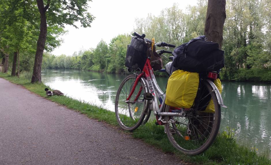 Parco naturale regionale del Sile Nel cuore della ciclabile lungo il Sile, appena fuori Treviso © Omar Squizzato, concorso fotografico TCI Italia in bicicletta