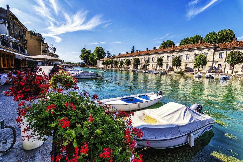 Il porto di Peschiera del Garda © Nicola Ratti, concorso fotografico TCI Borghi d'Italia