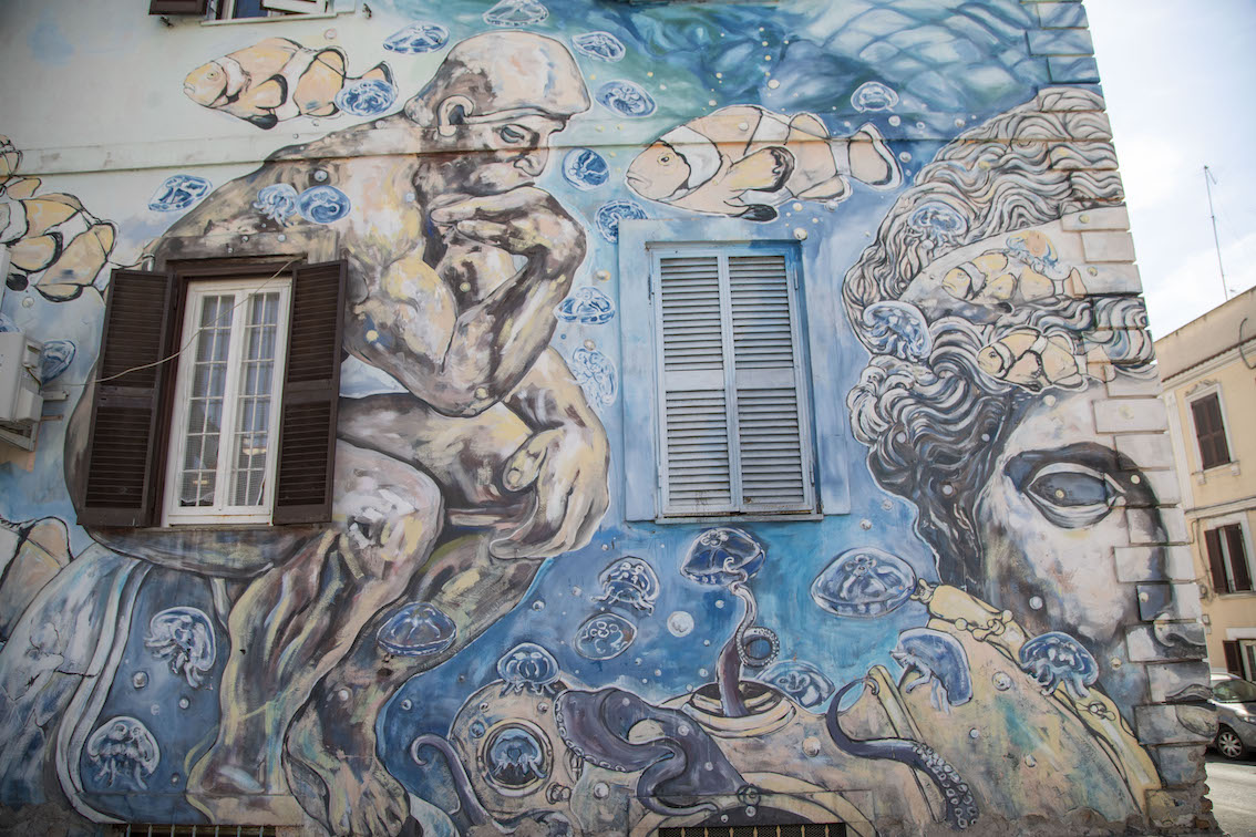 Tor Pignattara. - Canzone per una sirena - di Carlos Atoche ©A. Rossi, Yeg Srl (Rm)