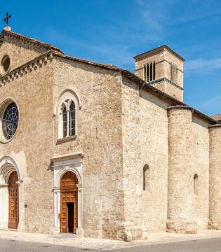 Terni Chiesa di San Franesco a Terni © milosk50/Shutterstock.com