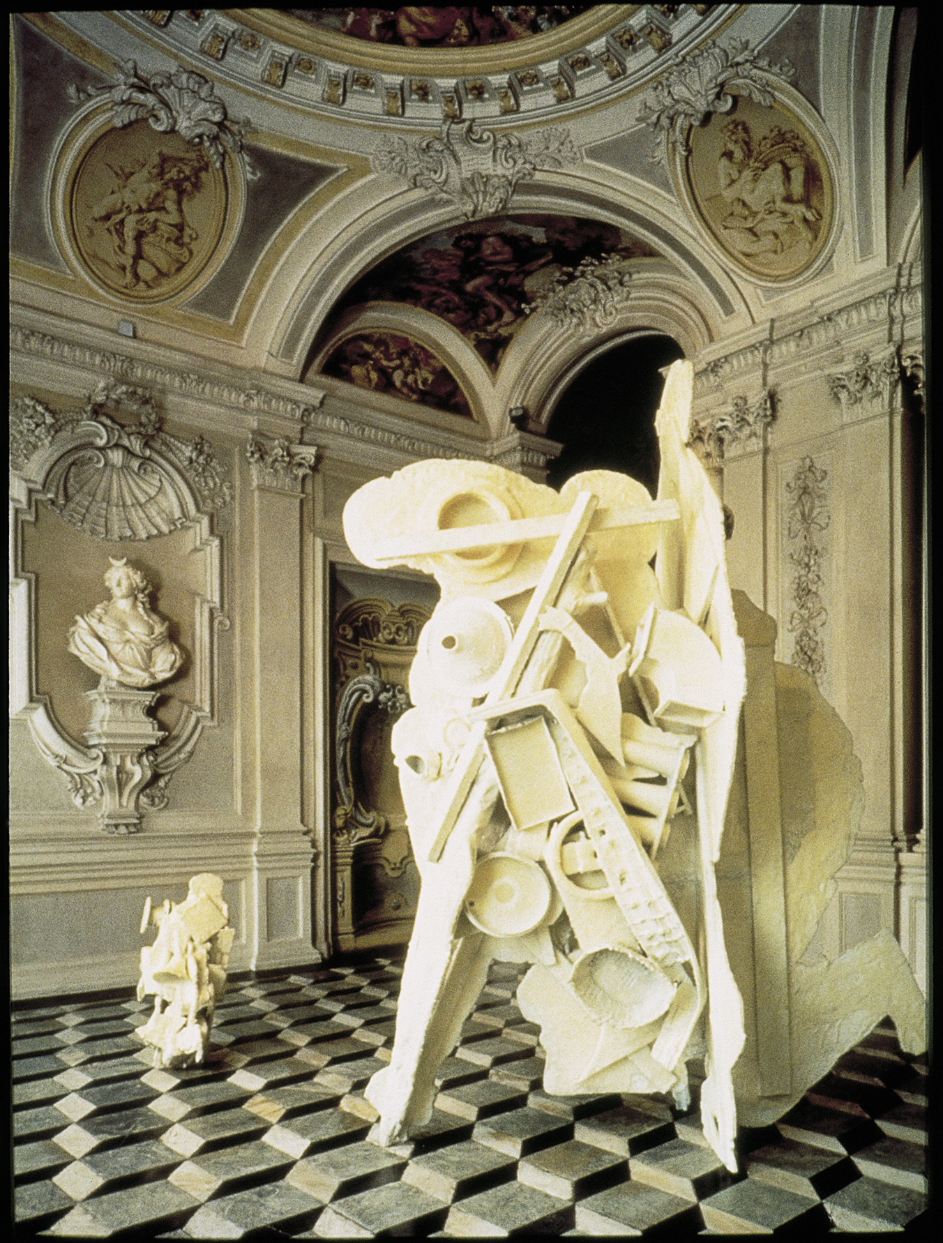 Castello di Rivoli Fast Particles (Particelle veloci), opera di Tony Cragg al Museo d’Arte Contemporanea del Castello di Rivoli © Turismo Torino e Provincia