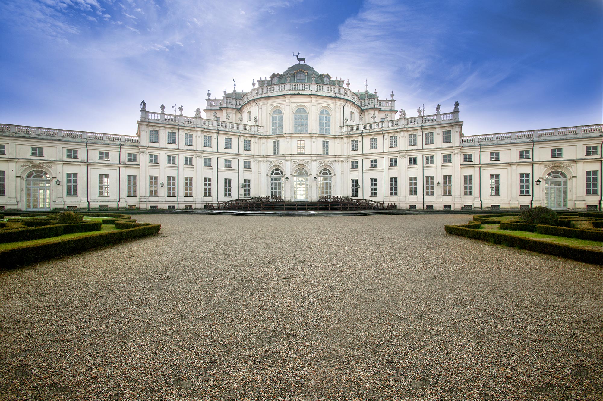 Palazzina di Caccia di Stupinigi L’esterno della Palazzina di Caccia di Stupinigi © Roberto Borgo