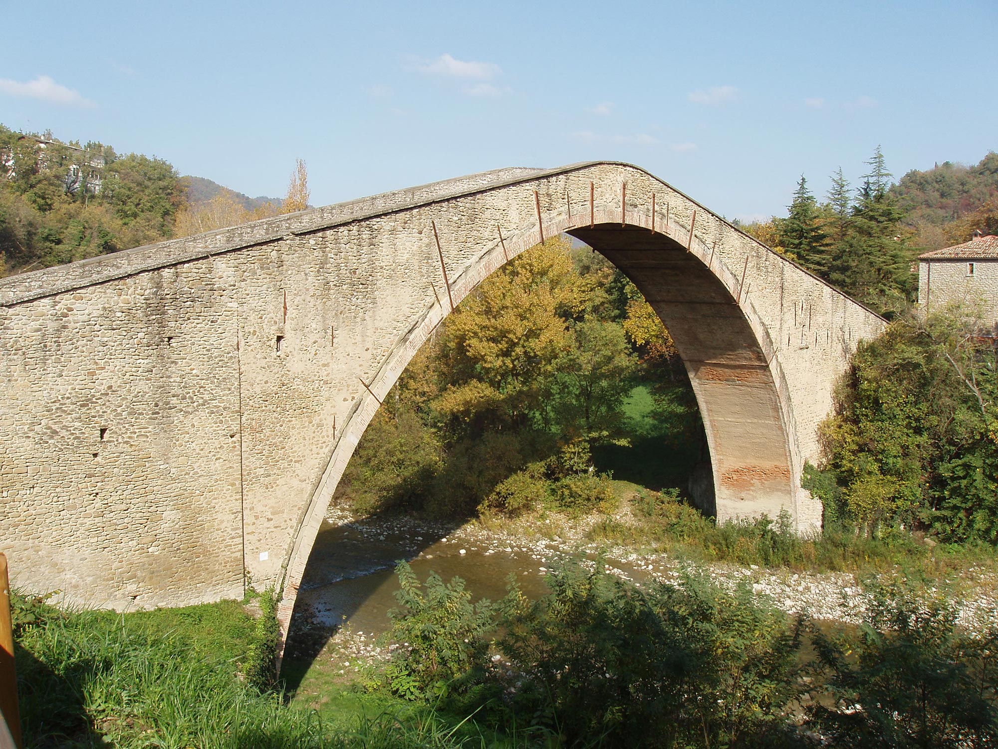 Ciclovia del Santerno Ponte Alidosi a Castel del Rio © Luciano Costa