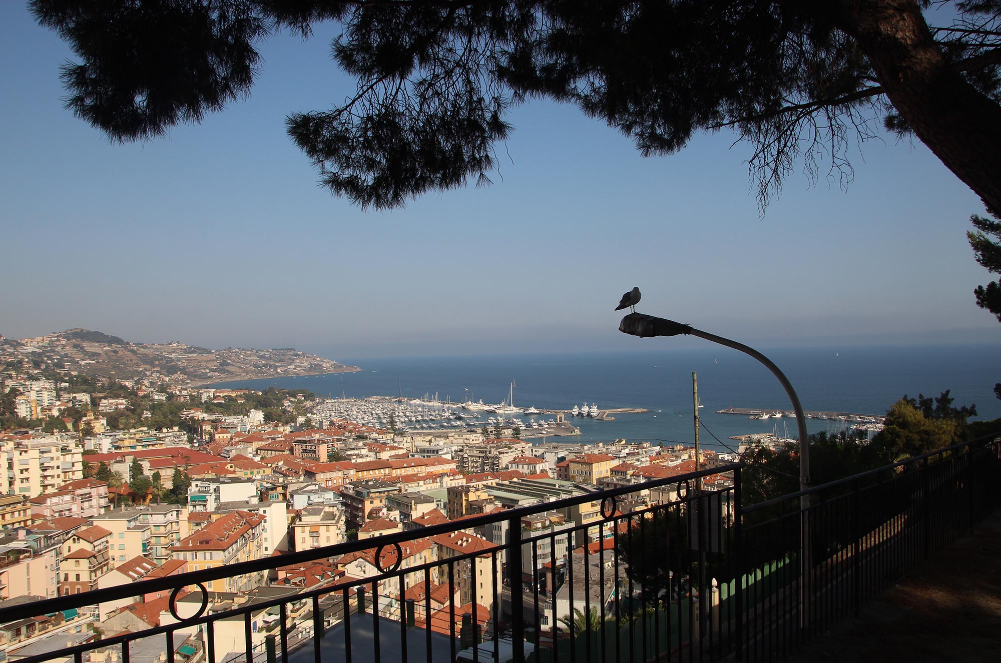 Sanremo Sanremo vista dall'alto © Federico Zancaner, concorso fotografico TCI Borghi d'Italia