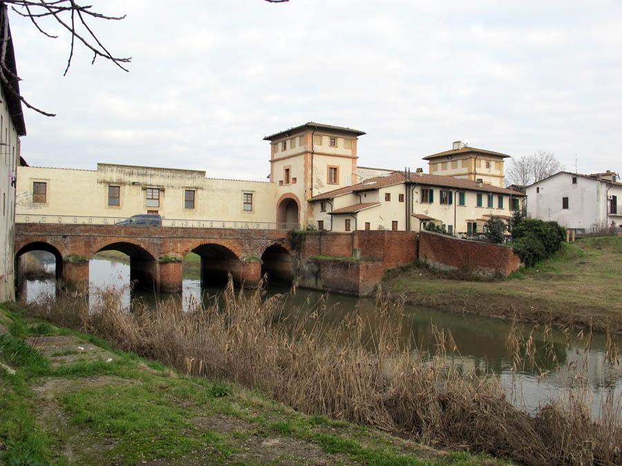 Cappiano Ponte a Cappiano © sa by Sailko
