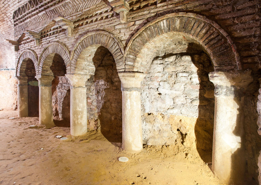 Santarcangelo Ingresso e colonne - grotta comunale © Fabrizio Ardito