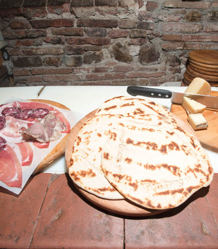 Sangiovese Piadina e salume, la Sangiovesa © Fabrizio Ardito