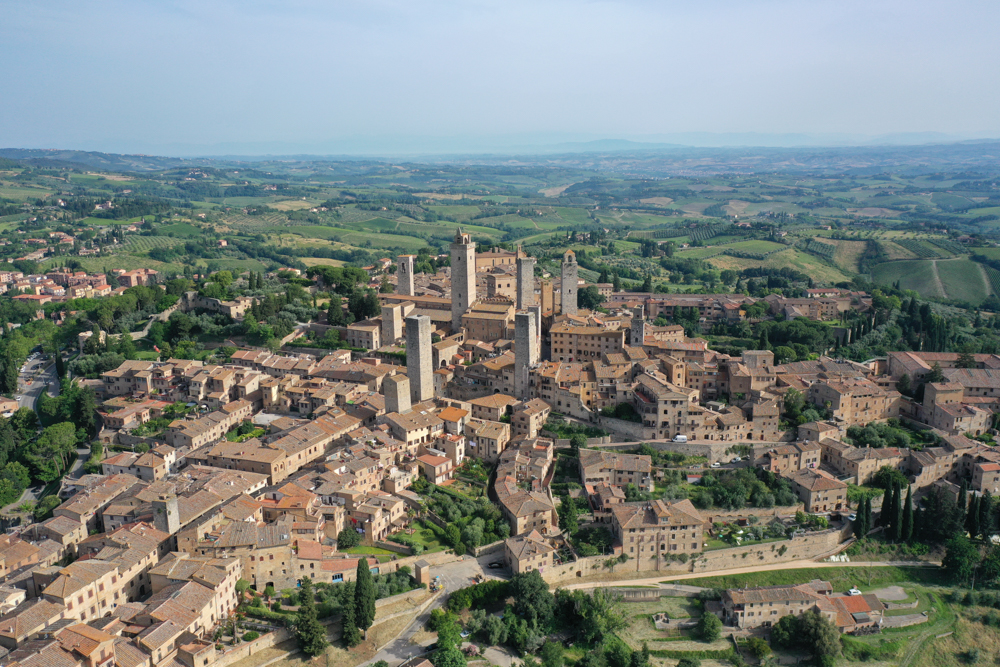 Veduta aerea di San Gimignano © A. Rossi, Camaleo S.r.l (Roma)