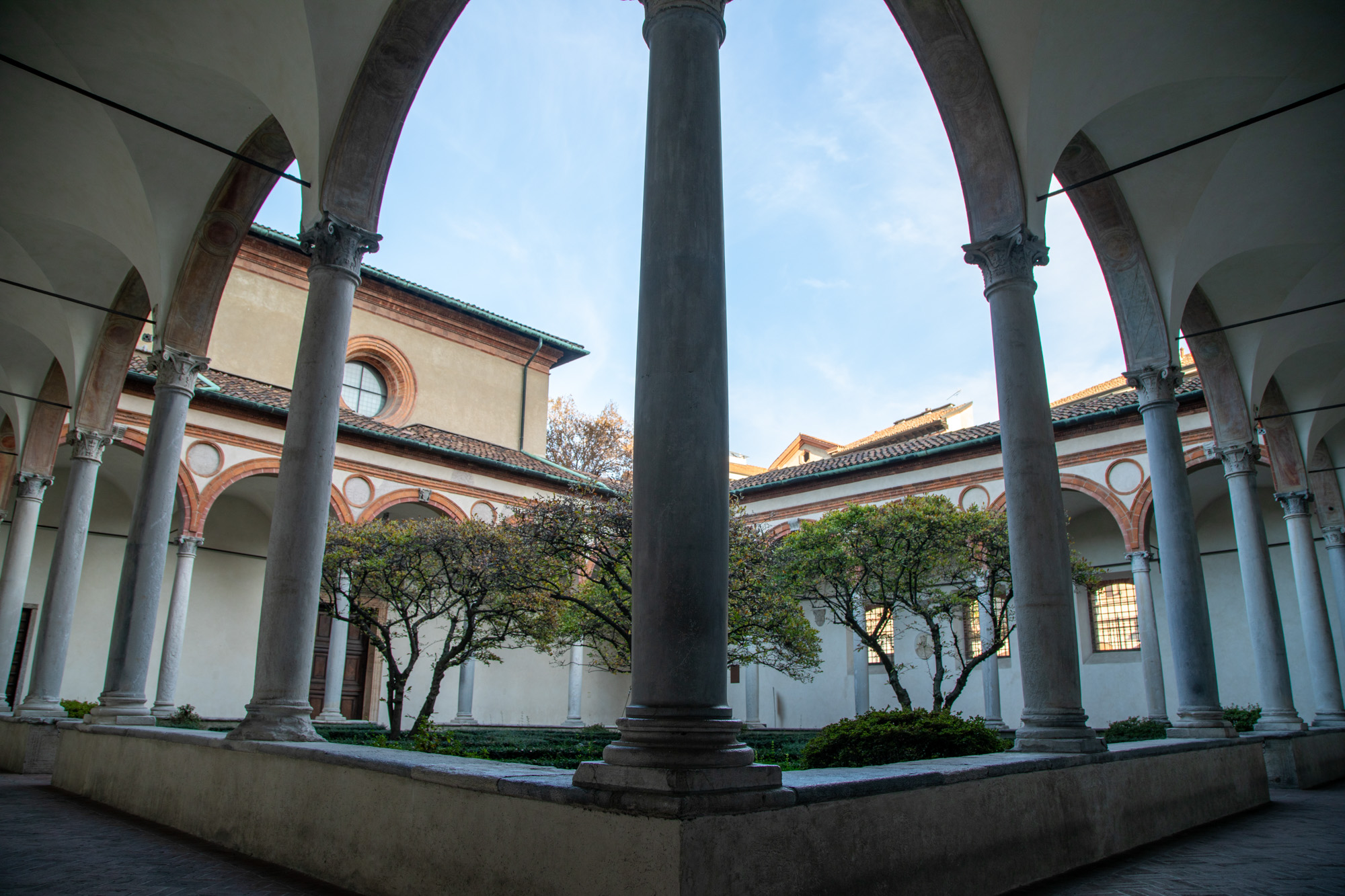 Chiostro Bramante © A. Rossi, Camaleo S.r.l (Roma)