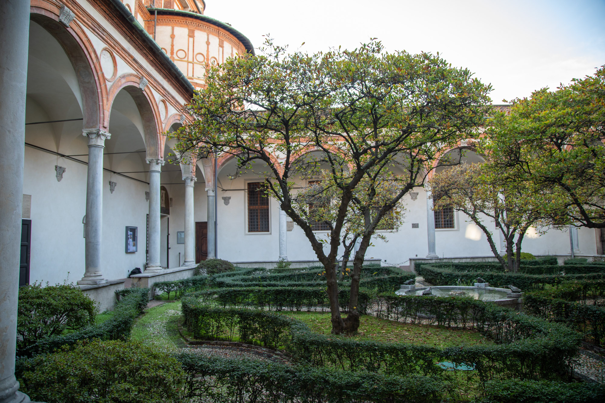 Chiostro Bramante © A. Rossi, Camaleo S.r.l (Roma)