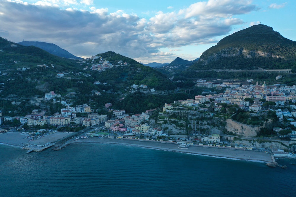 Veduta aerea di Vietri sul Mare © A. Rossi, Camaleo S.r.l (Roma)