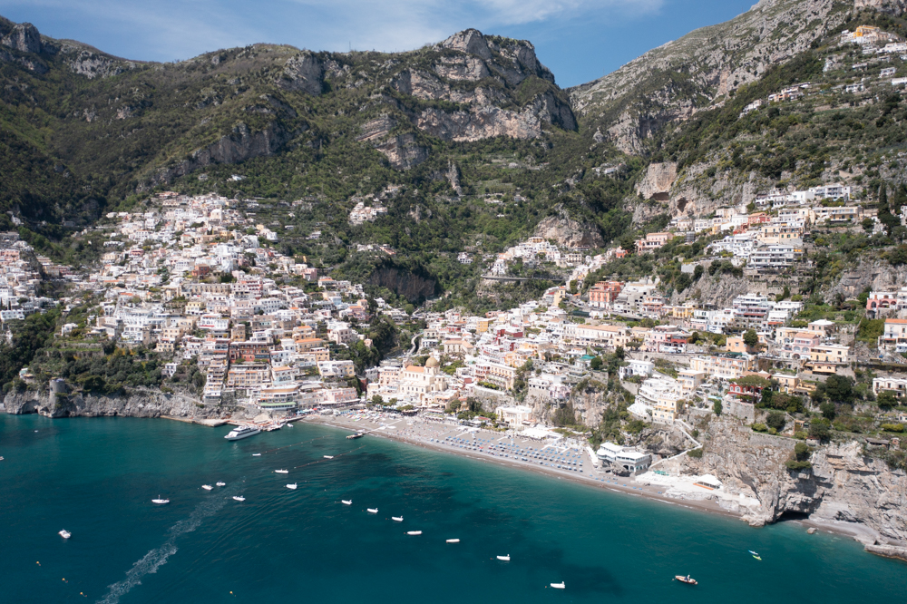 Veduta aerea di Positano © A. Rossi, Camaleo S.r.l (Roma)