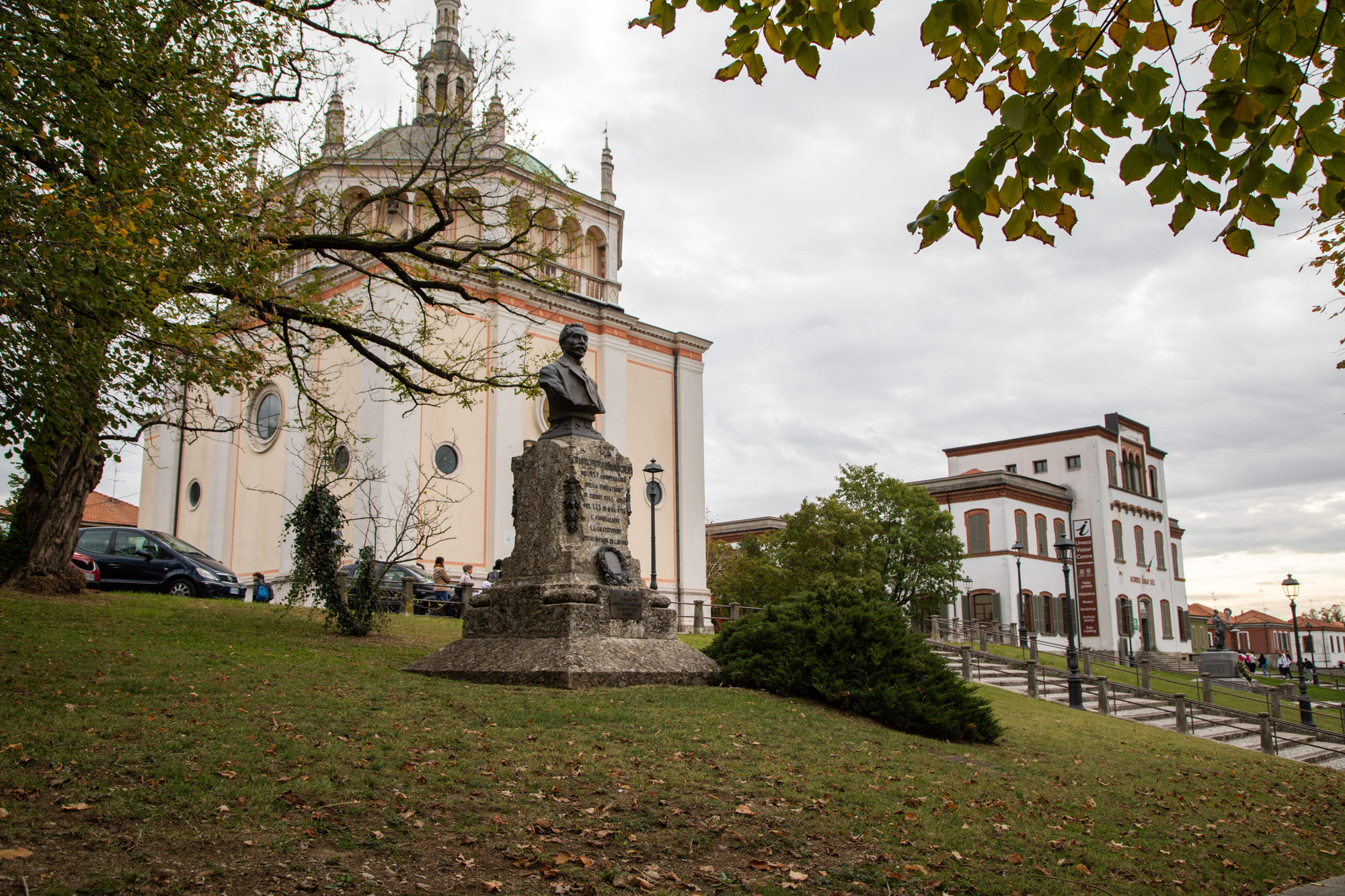 La Chiesa di Crespi d'Adda © A. Rossi, Camaleo S.r.l (Roma)