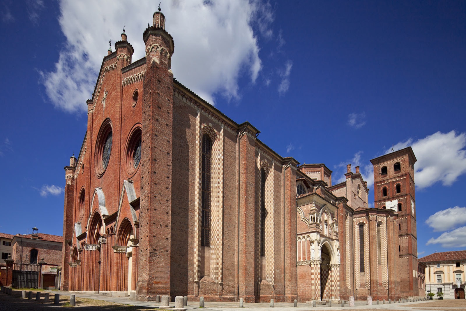 Asti Cattedrale di S. Maria Assunta © F. Cicogna
