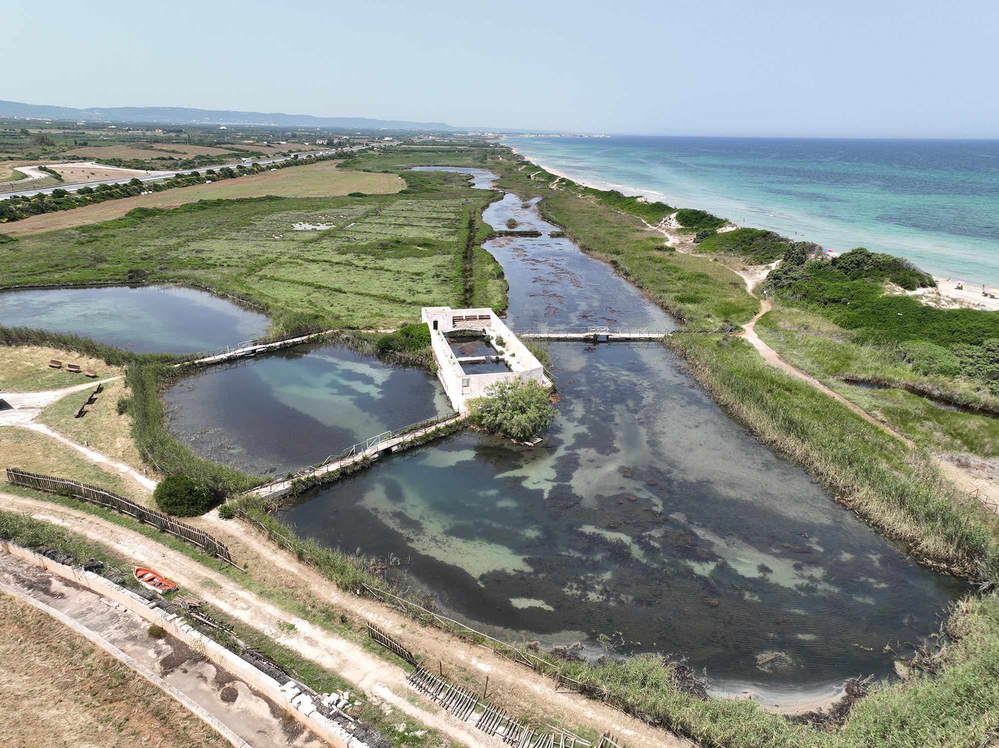 Impianto di itticoltura © Archivio fotografico Parco delle Dune costiere