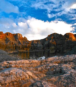 Parco naturale Adamello Brenta Dolomiti di Brenta al tramonto © Flavio Baccoli, concorso fotografico TCI Cieli d'Italia