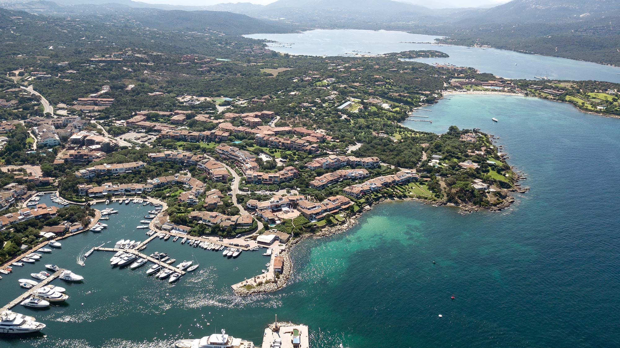 Porto Rotondo Veduta aerea di Porto Rotondo © FabianIrwin/Shutterstock.com