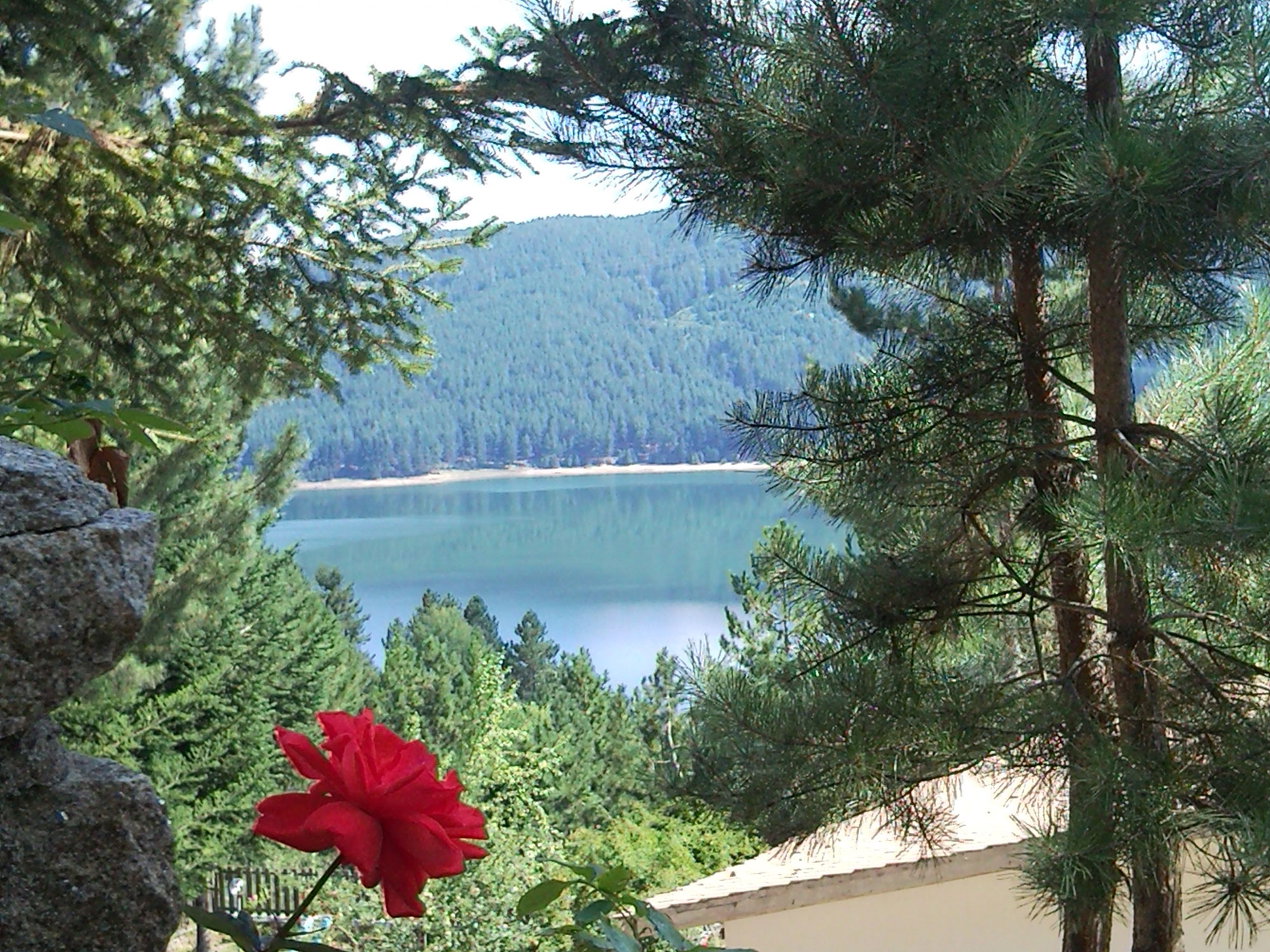 Lago di Cècita Il lago Cècita sulla Sila © Carlo Grillo, concorso fotografico TCI Borghi d’Italia