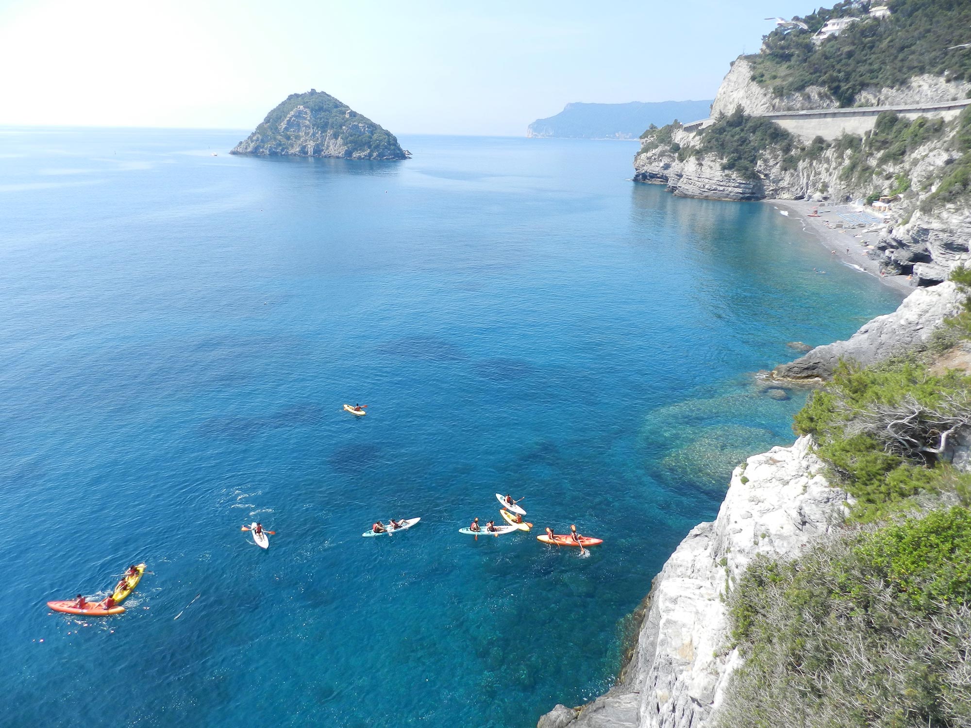 Isola Bergeggi Escursioni in kyak © Simone Bava
