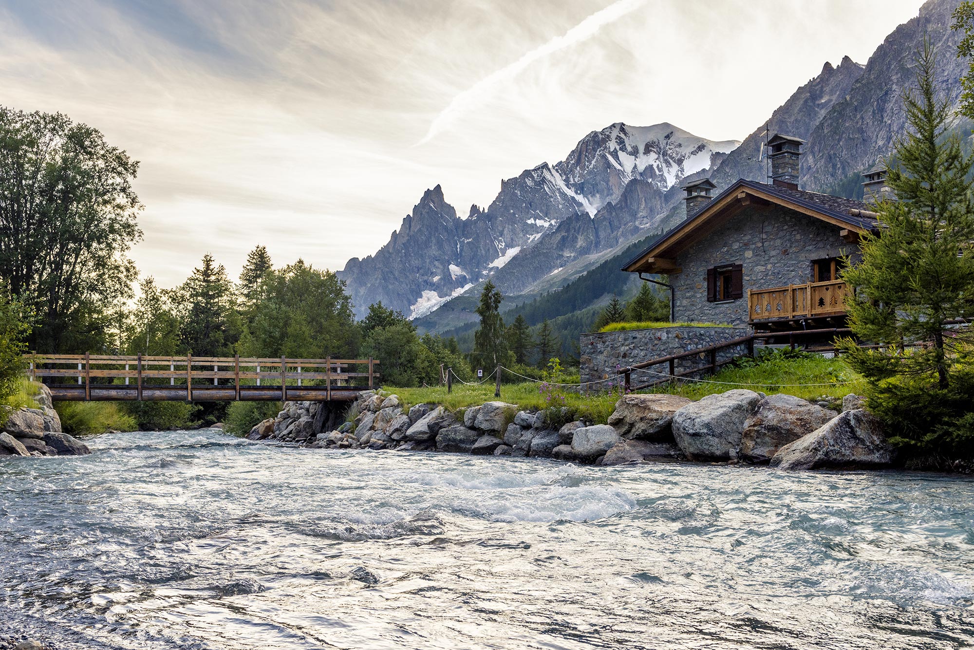Val Ferret Tipica abitazione della Val Ferret © Matteo Dunchi, Archivio cooperativa Alter Eco