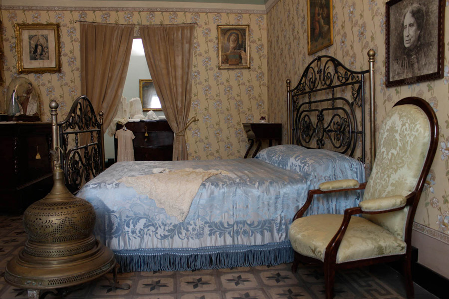 Pescara Casa D'Annunzio © Elio Torlontano, su concessione del Ministero dei Beni e delle Attività culturali e del Turismo Soprintendenza per i beni storici, artistici ed etnoantropologici dell'Abruzzo