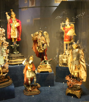 Interno Museo Devozionale del Santuario di S. Michele Arcangelo © A. Rossi, Camaleo S.r.l. (Rm) - in collaborazione con la Basilica Santuario di San Michele Arcangelo