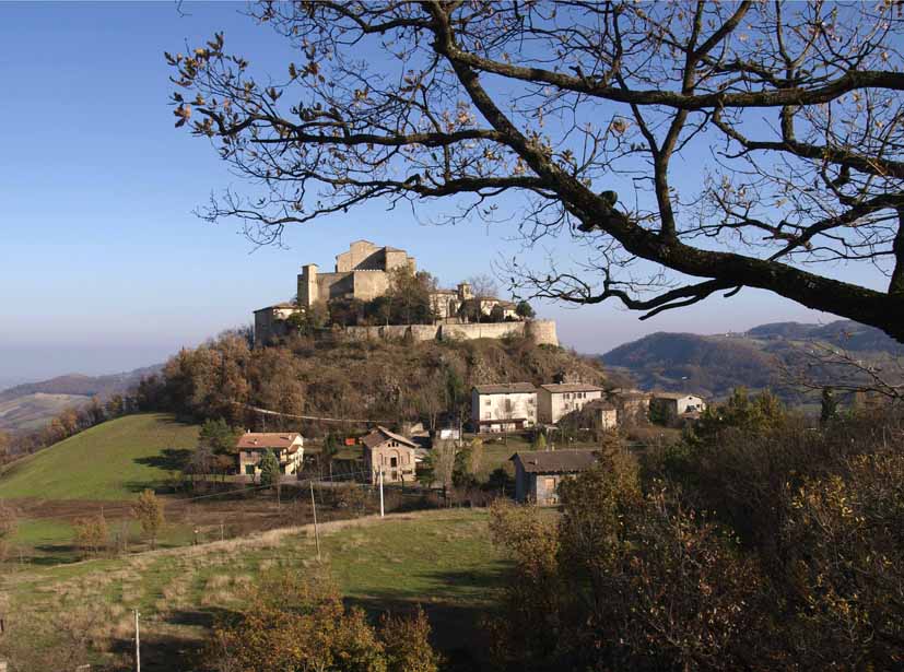 Rossena Il castello © Mario Vianelli