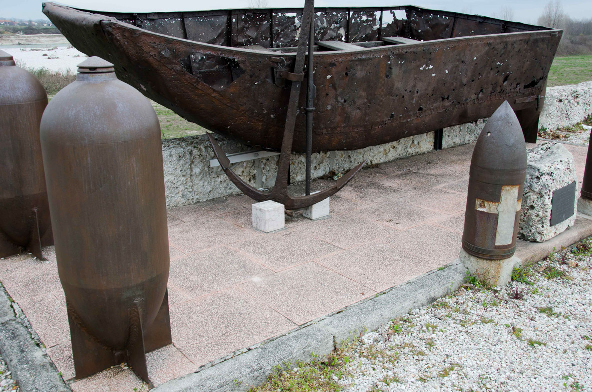 Nervesa della Battaglia Barca da Ponte © Mario Verin