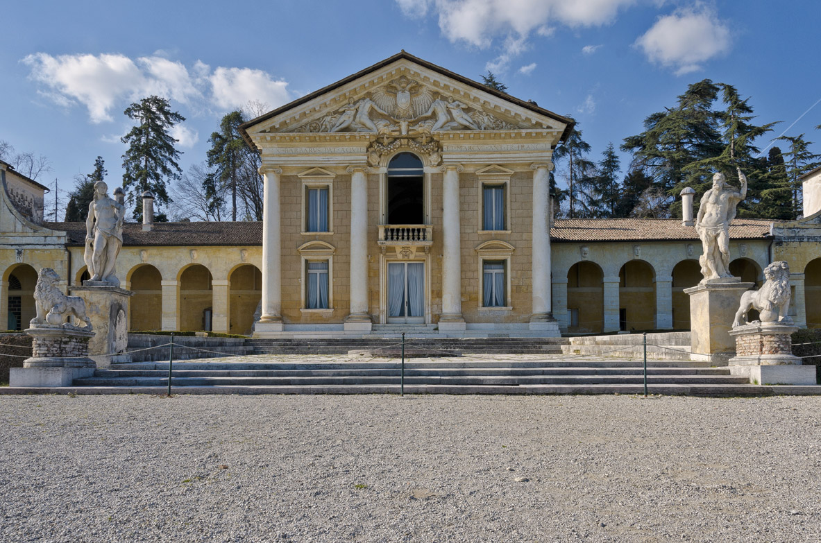 Maser Facciata della villa Barbaro a Maser ©Mario Verin