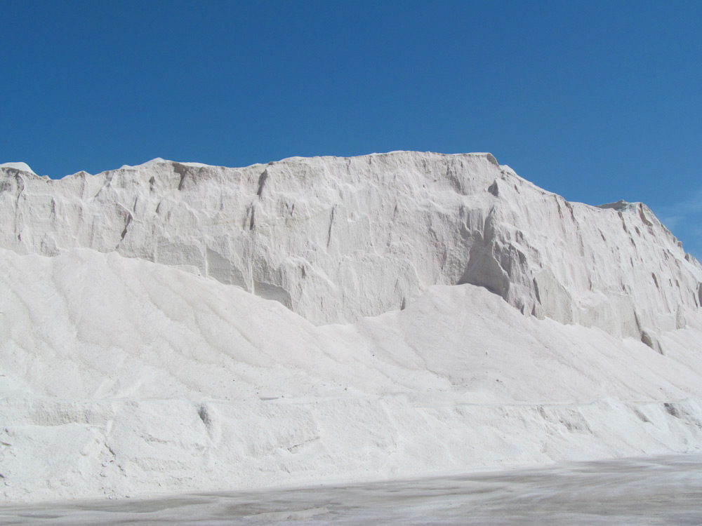 Margherita di Savoia Salina, aia di ammassamento sale di Pettiglio - Atisale SpA Stabilimento salina di Margherita di Savoia © Salvatore Lanotte
