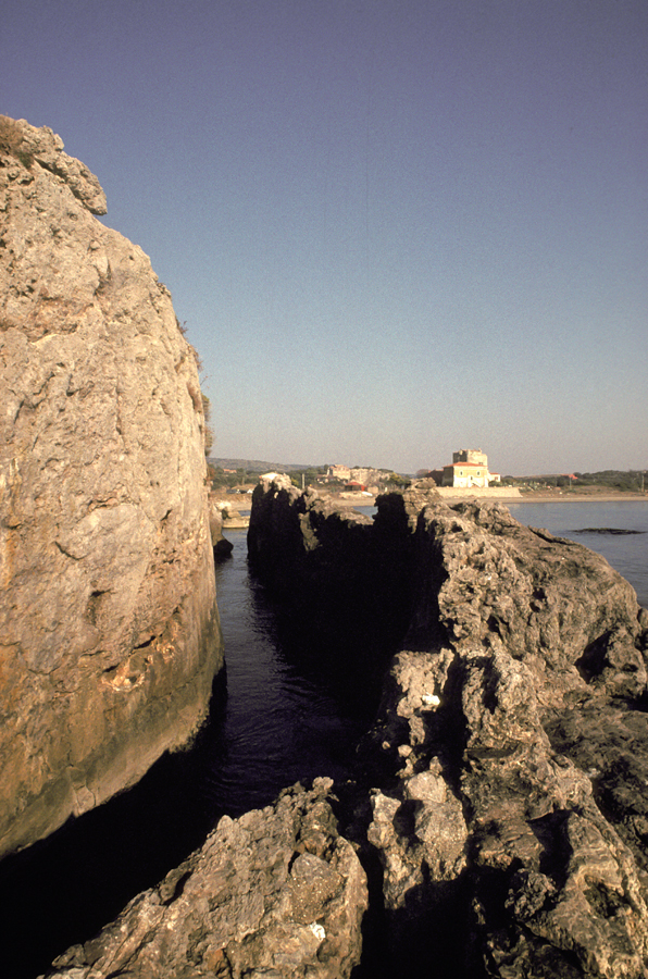 La Tagliata, sbocco del canale romano ©Fabrizio Ardito