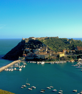 Porto Ercole, la rada vista da Forte Filippo ©Fabrizio Ardito