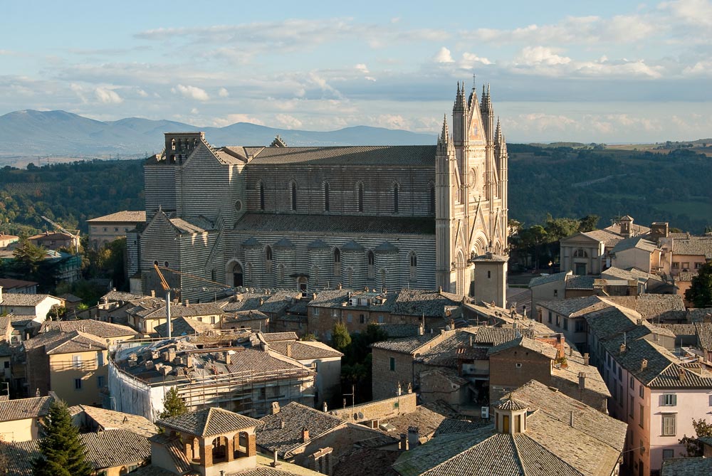 Orvieto Panorama dalla torre del Moro, con il duomo ©Fabrizio Ardito