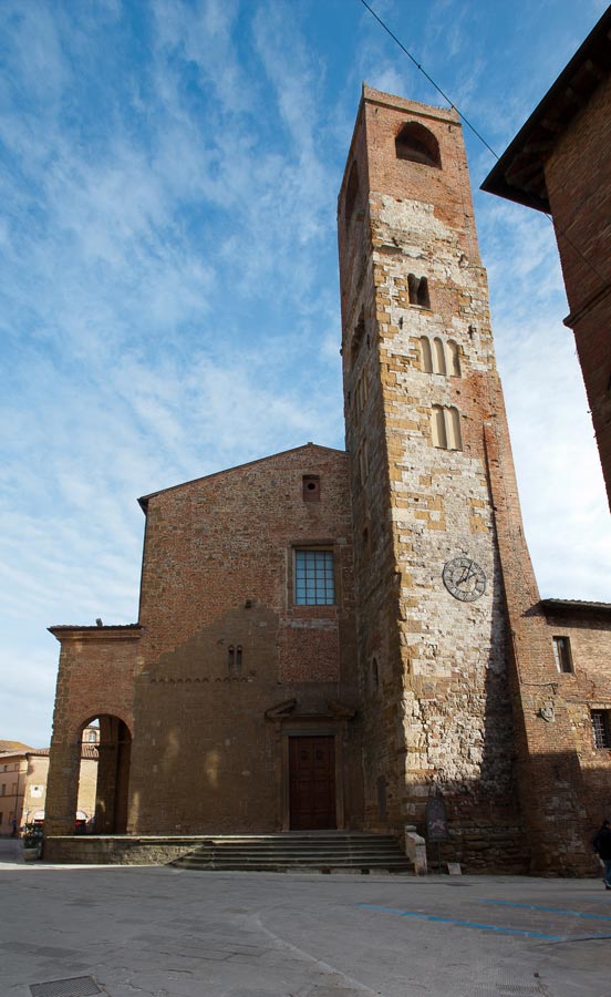 Città della Pieve Cattedrale dei Santi Gervasio e Protasio, esterno e campanile ©Fabrizio Ardito