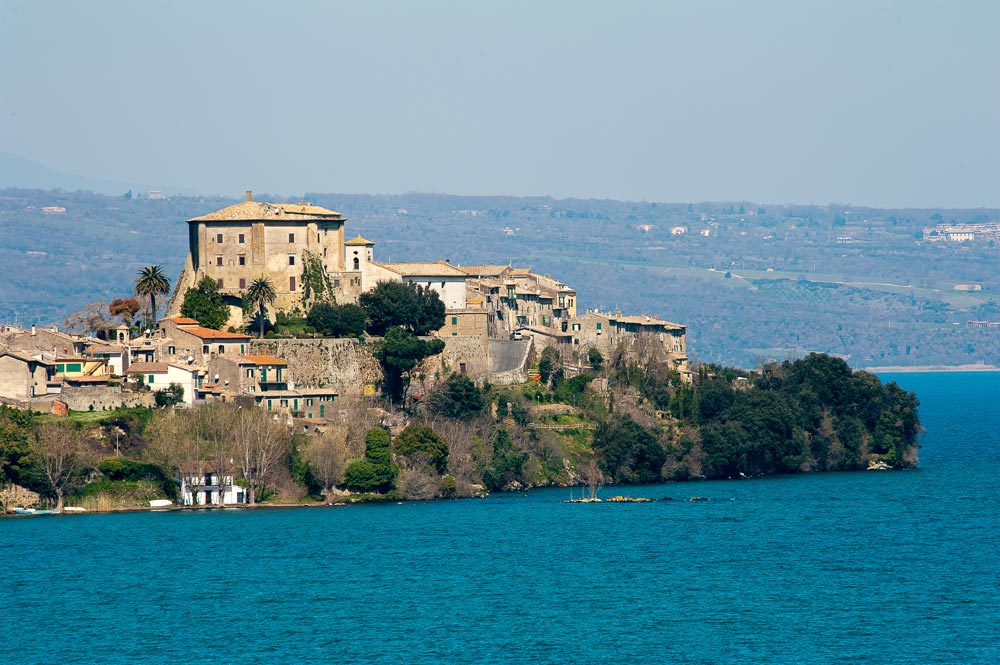 Capodimonte Panorama con Rocca Farnese ©Fabrizio Ardito