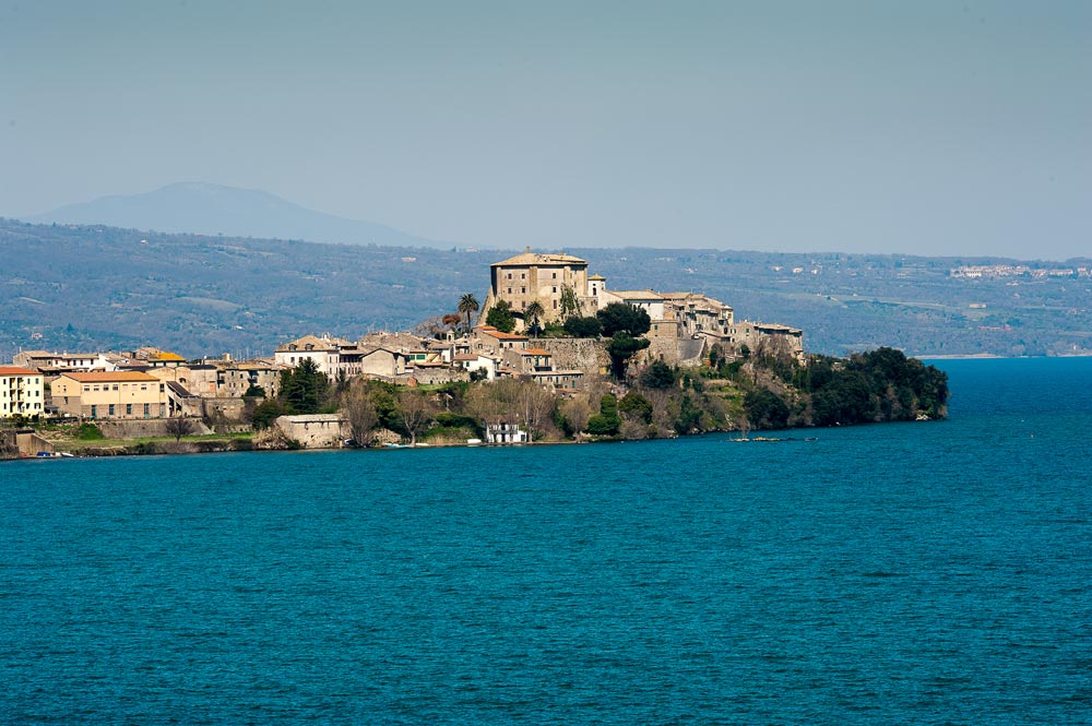 Capodimonte Panorama con Rocca Farnese ©Fabrizio Ardito