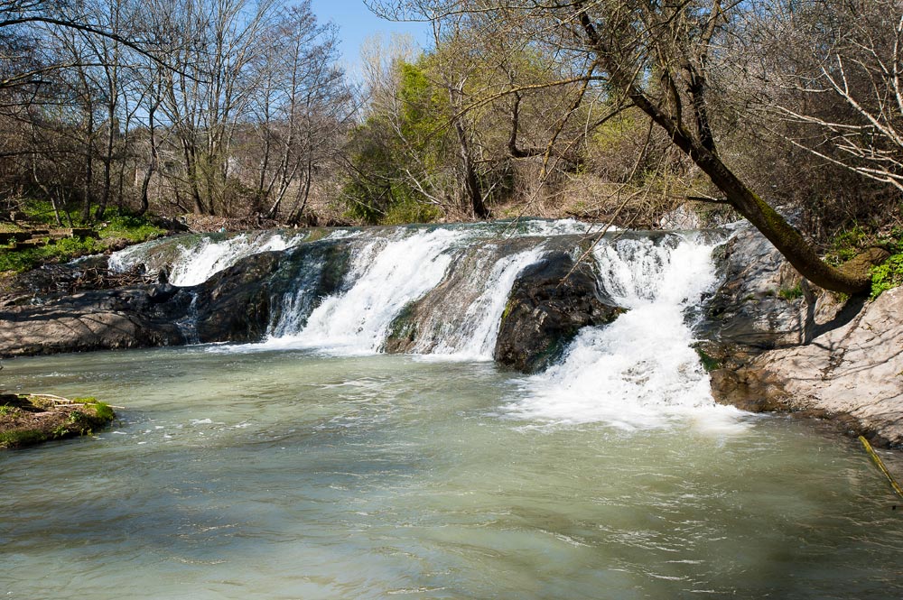 Farnese Cascate del rio Opleta, sulla strada verso Castro ©Fabrizio Ardito