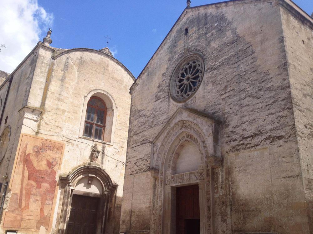 Altamura Chiesa di S. Nicola (destra) e di S. Biagio ©William Dello Russo