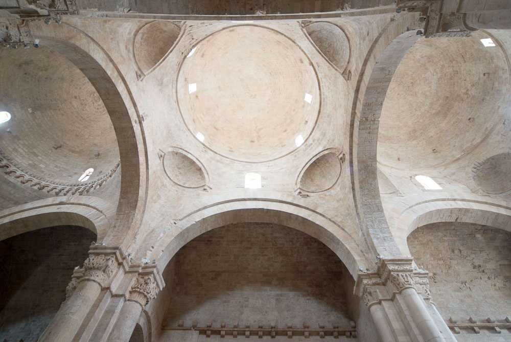 Molfetta Duomo, interno © Natalino Russo