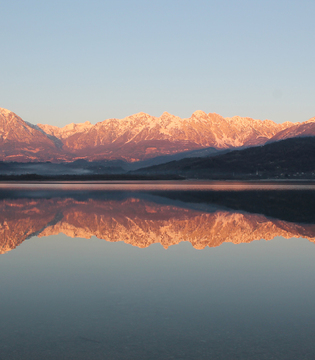 Lago di Santa Croce Panorama ©Consorzio Alpago Cansiglio