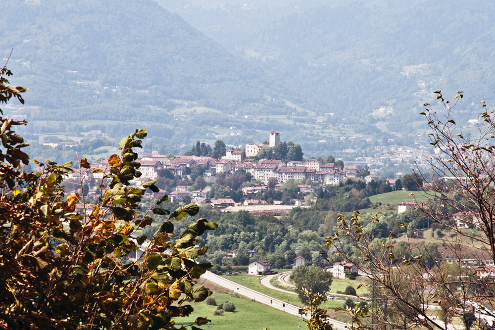 Santuario Ss. Vittore e Corona - vista su Feltre ©Marco Zucco, Archivio Provincia di Belluno
