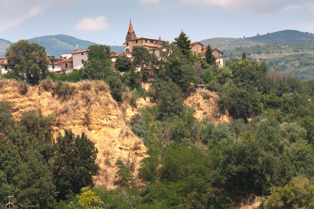 Piantravigne Il centro del paese visto dalle Balze © Fabrizio Ardito