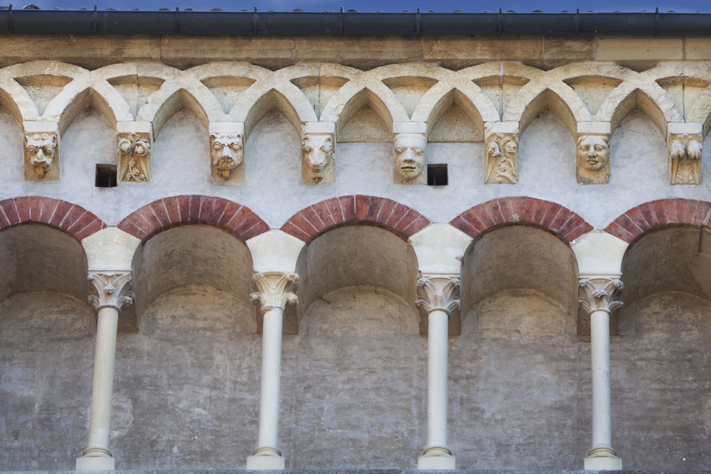 Vercelli Basilica di S. Andrea, i chiostri © Fiorenza Cicogna