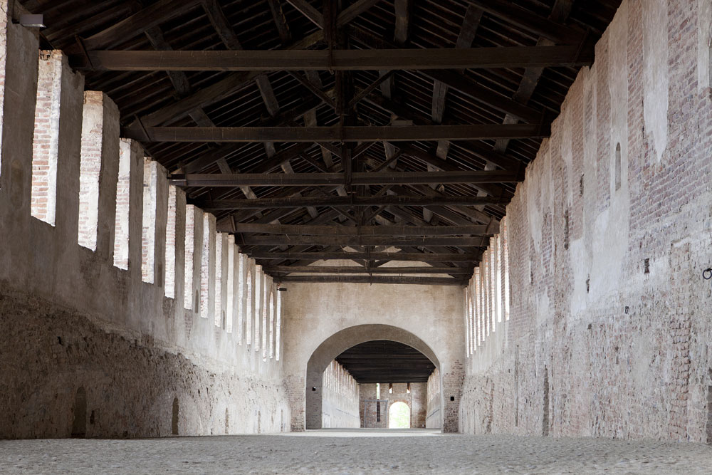 Vigevano La strada coperta © Fiorenza Cicogna