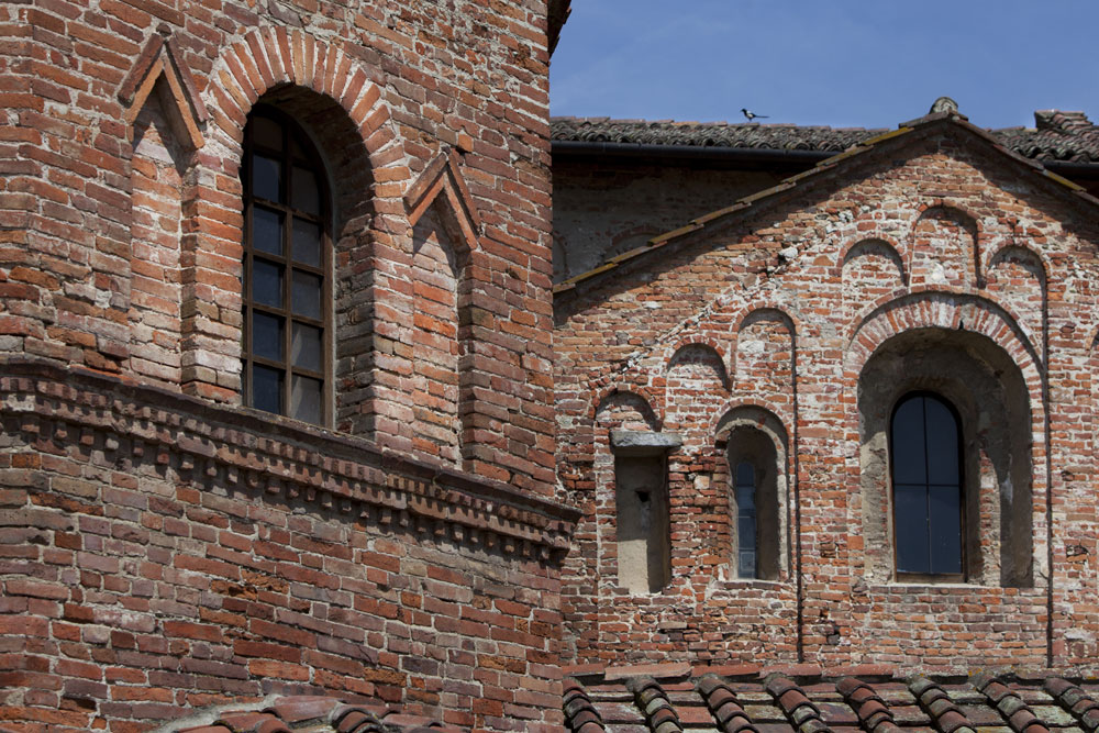 Lomello S. Maria Maggiore e battistero di S. Giovanni ad Fontes © Fiorenza Cicogna