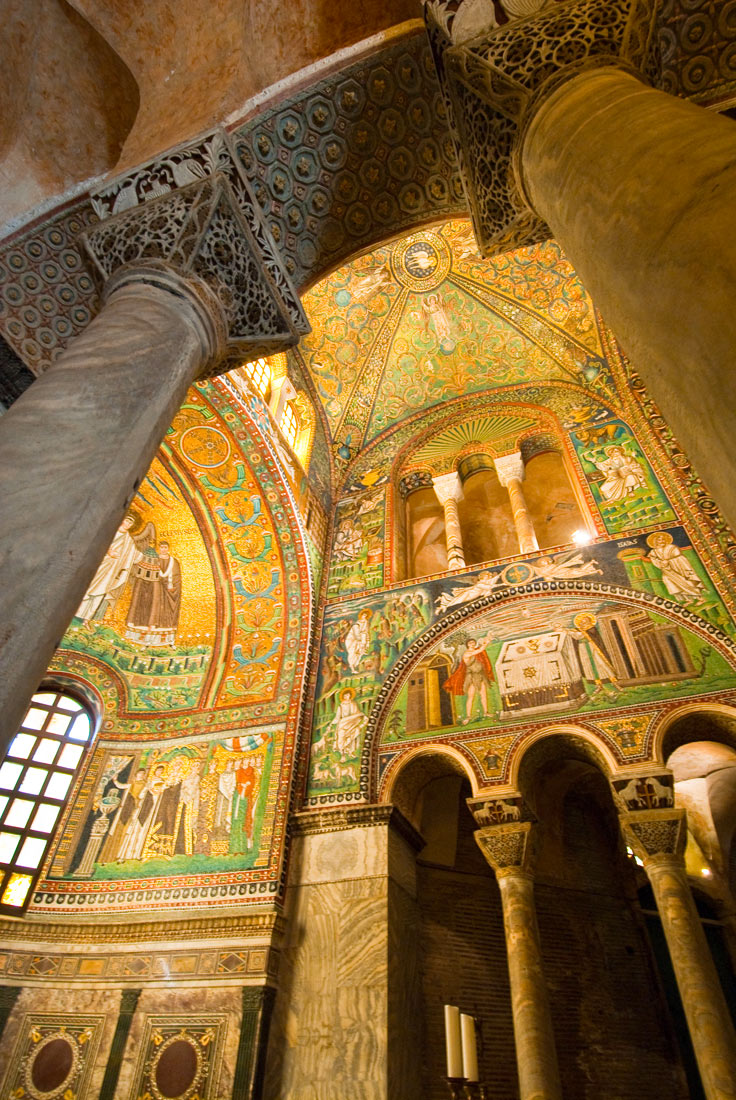 Ravenna San Vitale, la cupola centrale © Fabrizio Ardito