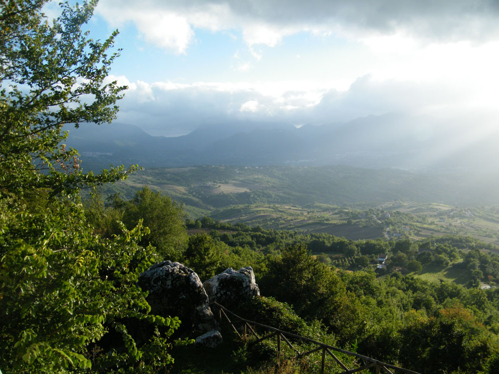 Nusco  Veduta panoramica da via Portamulino  © Agostino della Gatta - Irpinia Turismo
